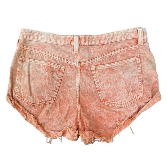 Free People Romeo Rolled Cuff Cut Off Denim Shorts Women's Sz 30 Sunny Peach - Picture 2 of 7